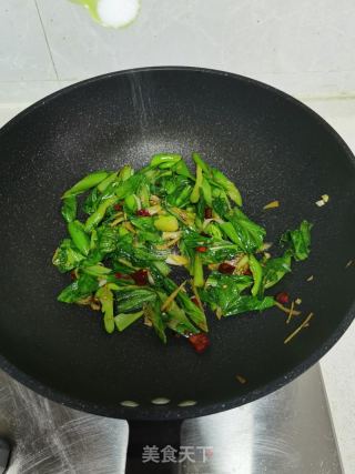 清炒芥菜的做法步驟：8