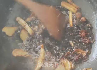 醬大骨的做法步驟：5