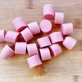 火腿腸蝦仁意面的做法步驟：3