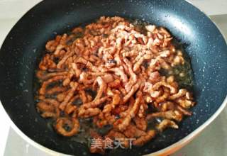 揚州干絲炒肉絲的做法步驟：9
