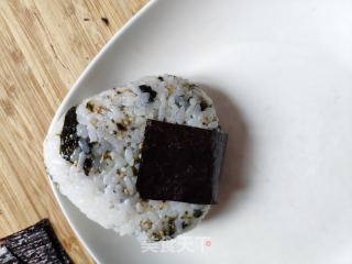 米飯團的做法步驟：8