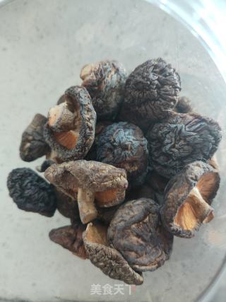 自制香菇粉的做法步驟：1