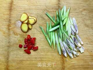 正宗泰式冬陰功湯的做法步驟：3