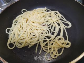 青醬意面的做法步驟：8