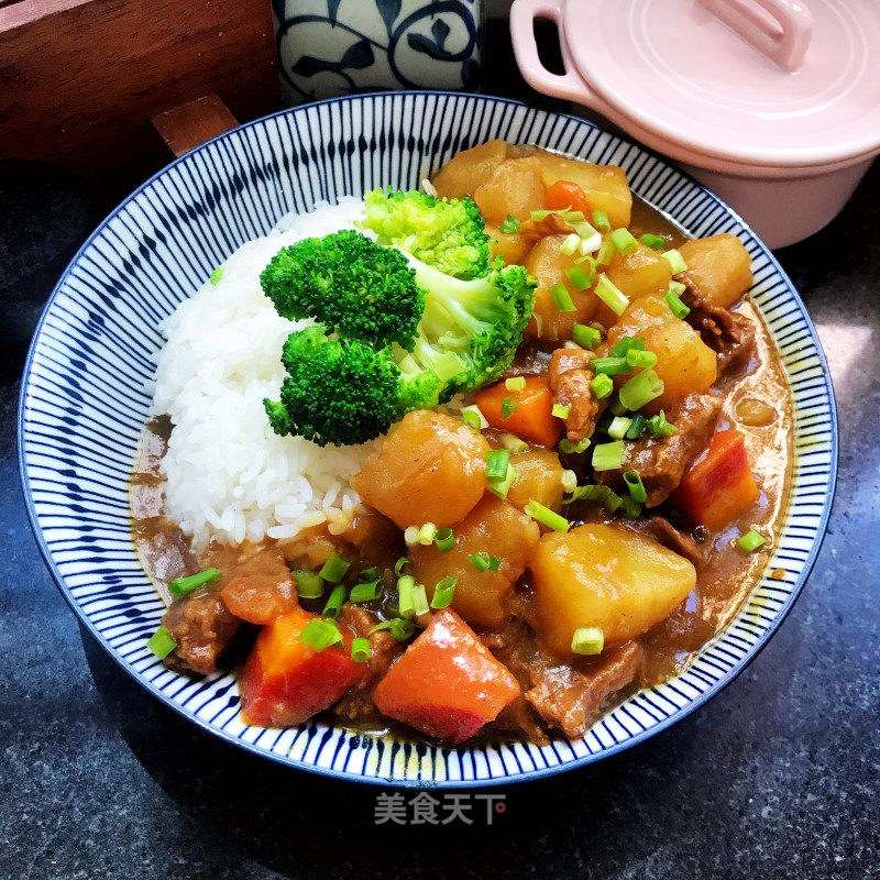 咖喱牛肉蓋澆飯的做法