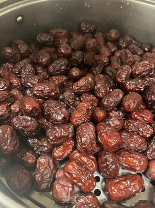 補血蒸紅棗的做法步驟：4