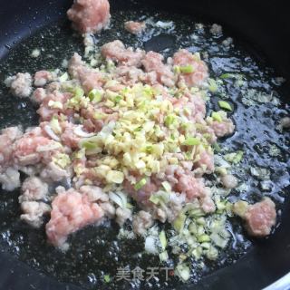 番茄肉醬意面的做法步驟：3
