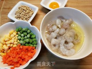 鳥語花香鳳梨炒蝦仁，酸甜可口顏值高的做法步驟：3