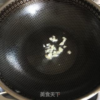 清炒苦瓜的做法步驟：2