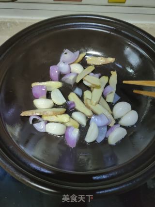 砂鍋焗魚腩的做法步驟：6