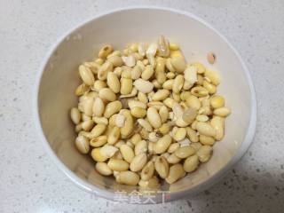核桃黃豆?jié){的做法步驟：2
