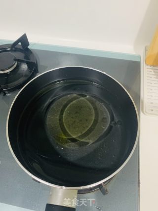 橄欖油意大利面的做法步驟：3