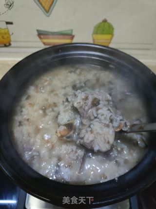菜干咸骨粥的做法步驟：11