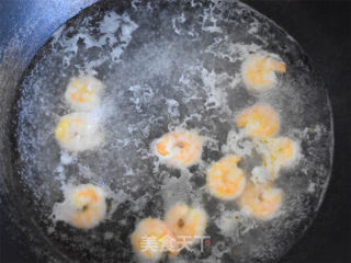芙蓉蝦仁的做法步驟：8