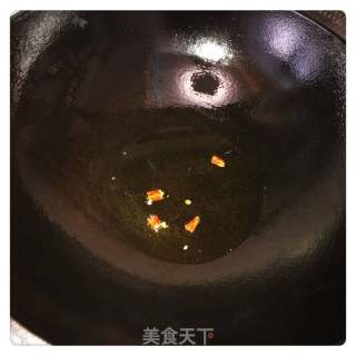 芹菜洋芋片的做法步驟：5