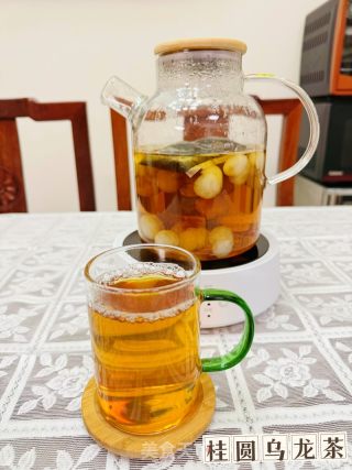 一款補(bǔ)血?dú)獾酿B(yǎng)生茶：桂圓烏龍茶的做法步驟：5