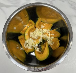蒜香烤貝南瓜的做法步驟：3