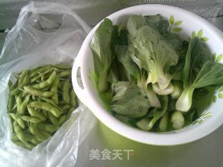 毛豆炒手捏菜的做法步驟：1