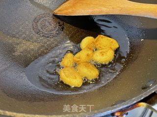 白汁蛤蜊煮意面的做法步驟：2
