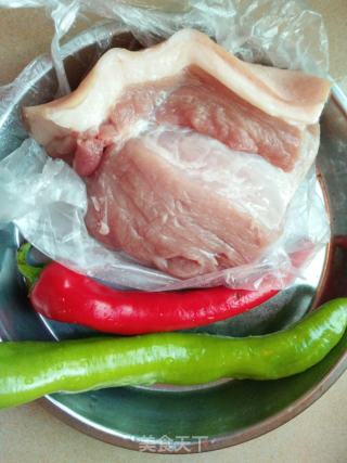 熘肉段的做法步驟：1