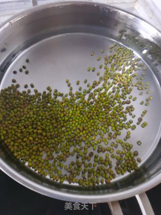 銀耳雪梨綠豆粥的做法步驟：2