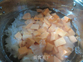銀耳紅薯花色年糕的做法步驟：5