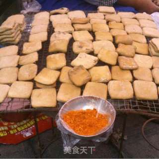 貴州大方手撕臭豆腐干蘸辣椒面的做法步驟：17