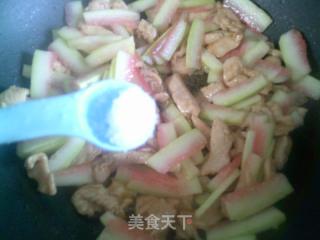 西瓜皮炒雞胸肉的做法步驟：14
