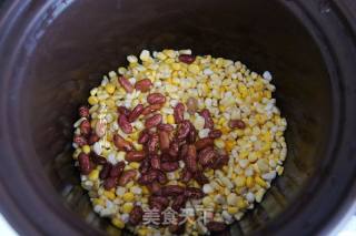 蕓豆大碴子粥的做法步驟：3