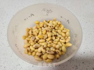 蜂蜜豆?jié){的做法步驟：2