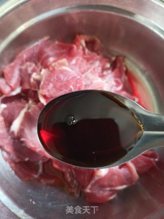 蔥爆羊肉的做法步驟：2
