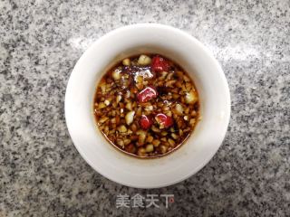 豬骨酸菜粉絲砂鍋的做法步驟：8