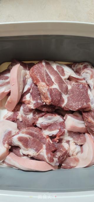 醬香臘肉的做法步驟：1