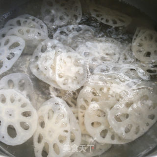 藕片拌荷蘭豆的做法步驟：6