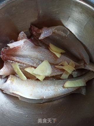 日式沙丁魚的做法步驟：2