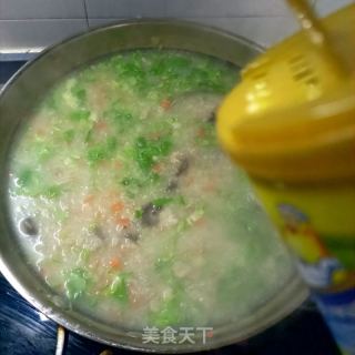 奶白菜海鮮粥的做法步驟：18
