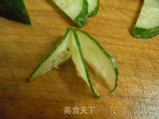 菜盤不在孤單---【花樣圍邊】的做法步驟：5