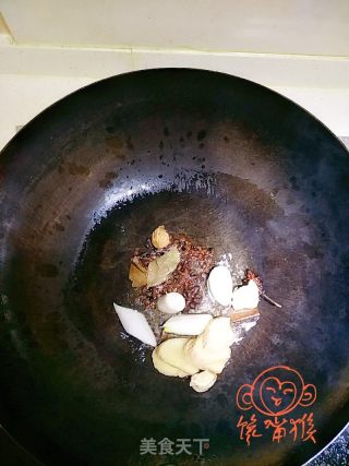 鐵鍋燉大鵝的做法步驟：6