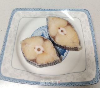 鮮香馬鮫魚的做法步驟：1