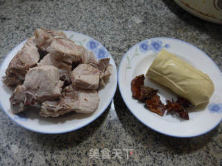 圓素雞燒龍骨 的做法步驟：1