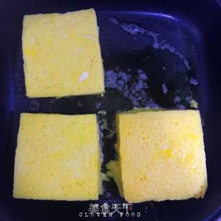 火腿西多士的做法步驟：9