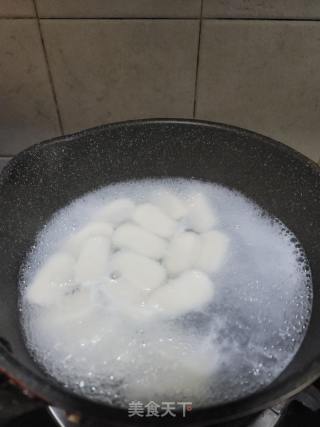 雞蛋青菜炒年糕的做法步驟：3