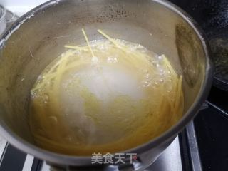 青醬意面的做法步驟：3