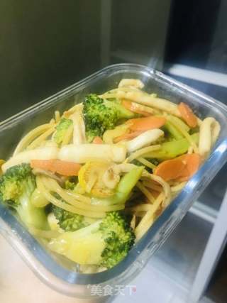 魷魚炒意面的做法步驟：8