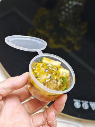 檸檬水的做法步驟：3