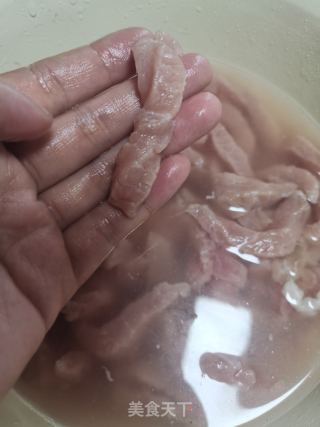 糖醋里脊的做法步驟：2