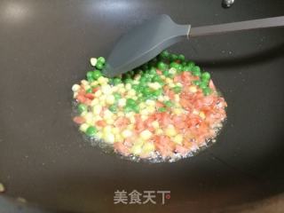 鳥語花香鳳梨炒蝦仁，酸甜可口顏值高的做法步驟：4