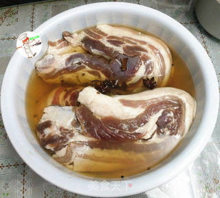 自制咸肉的做法步驟：8