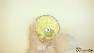 鮮蝦土豆泥飯團的做法步驟：6