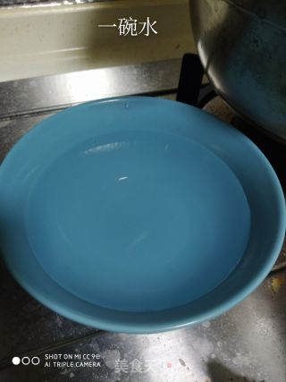 素炒油豆泡的做法步驟：3